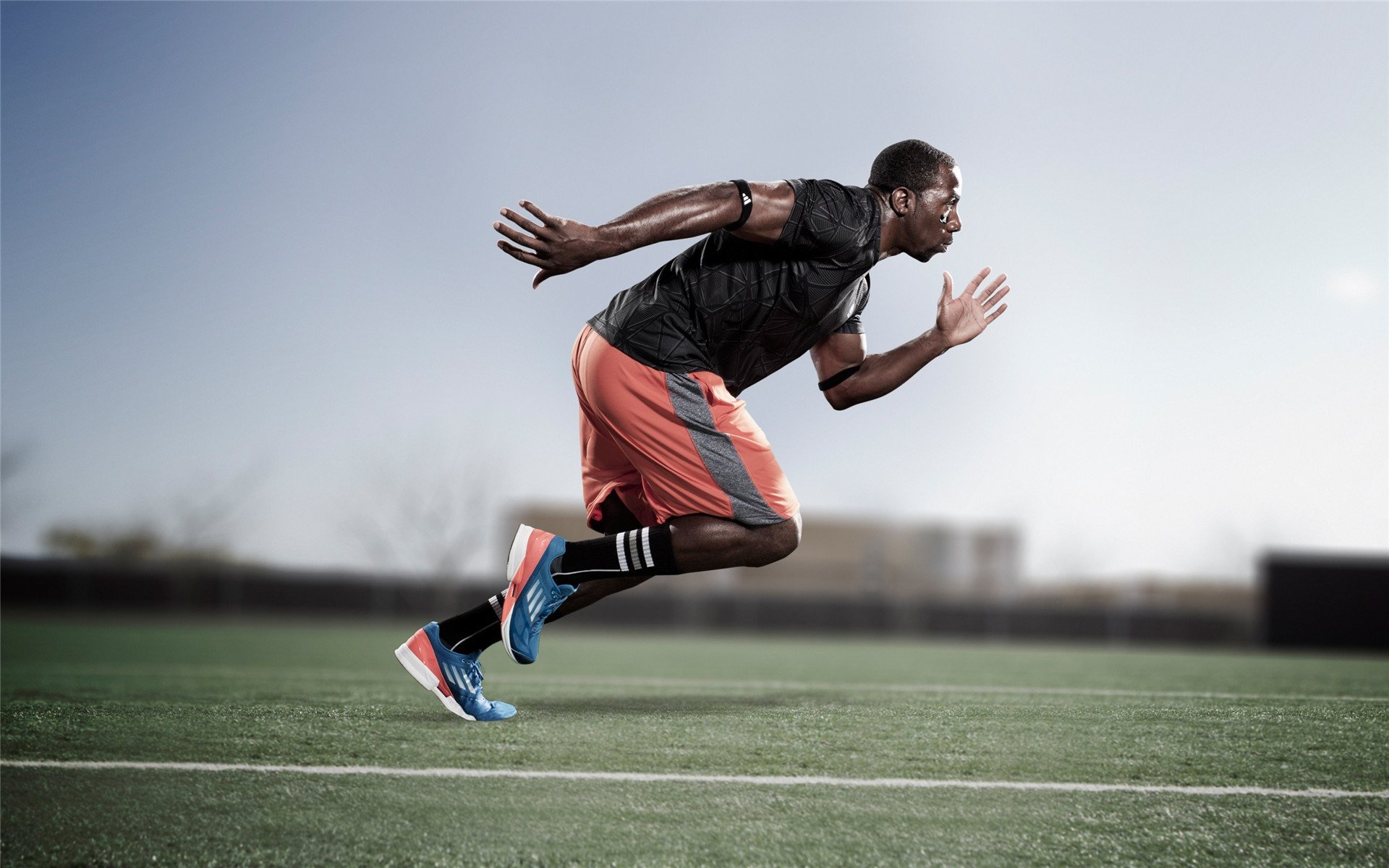 萨拉赫迎来五赛季出色发挥，皇家马德里观众热烈欢呼！观众掌声雷动